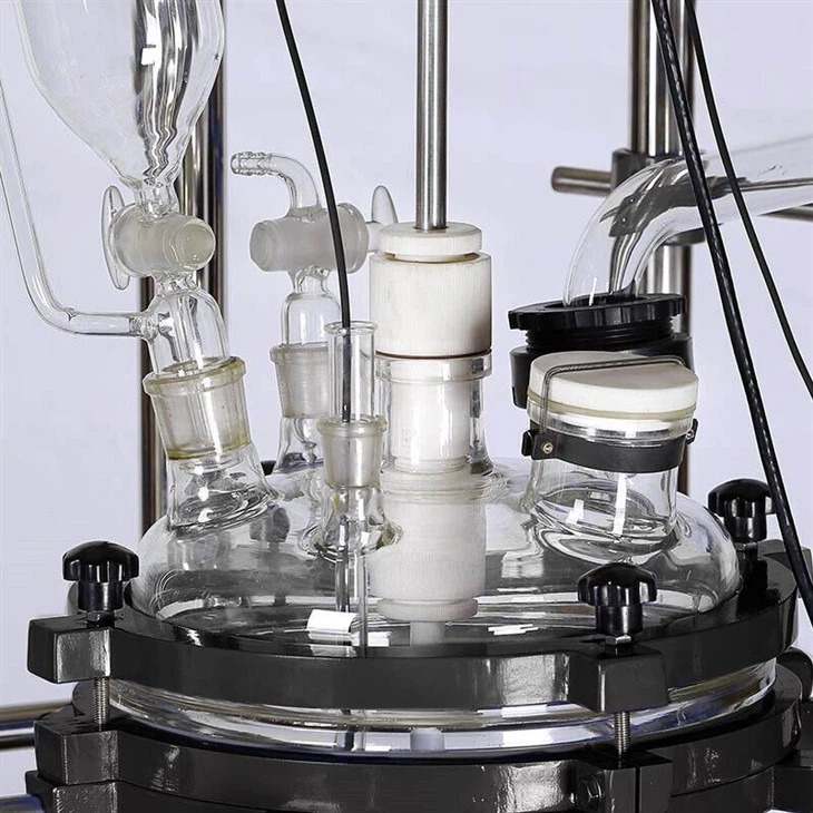 Glass Reactor Laboratory